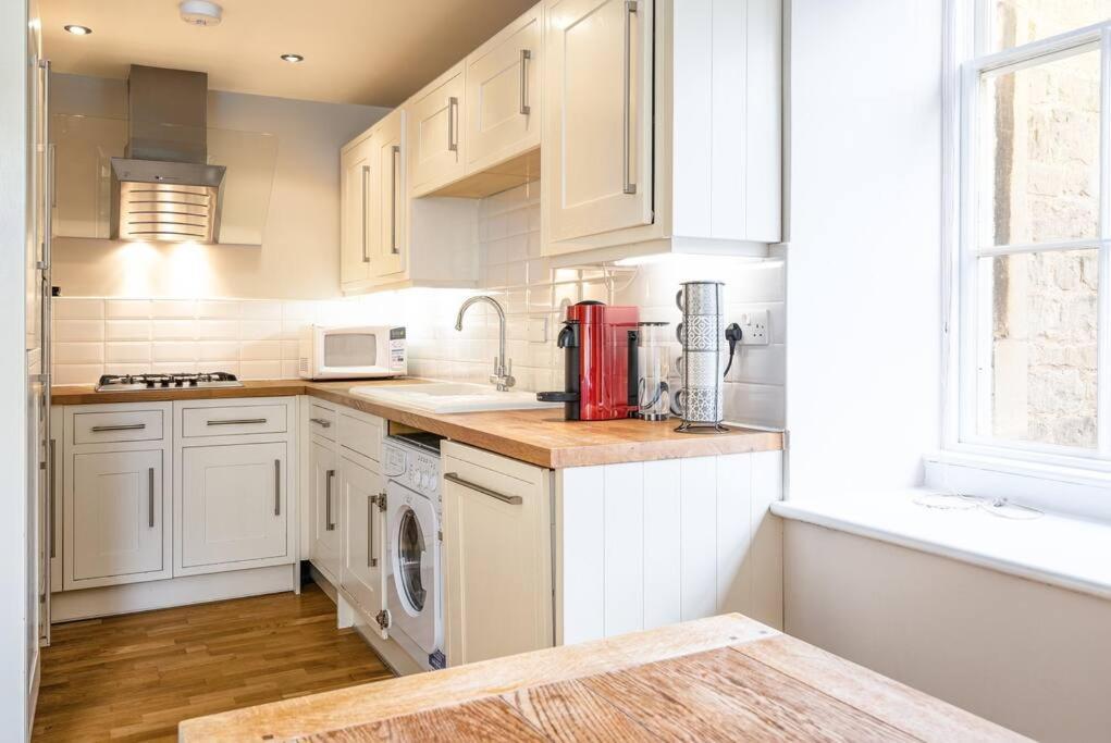 Stunning 2 Bedroom Apartment In Converted Chapel Bath Exteriör bild